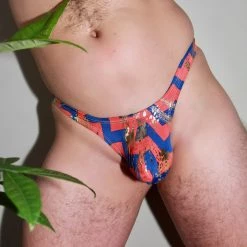 Kennie Mas Zig Zag Thong New