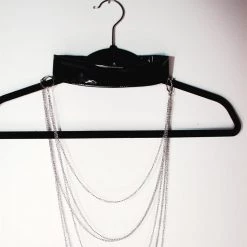 Kennie Mas CHAOS Lilith Chain Chooker